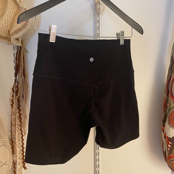SOLD Align Shorts 6" Inseam - Picture 2 of 2